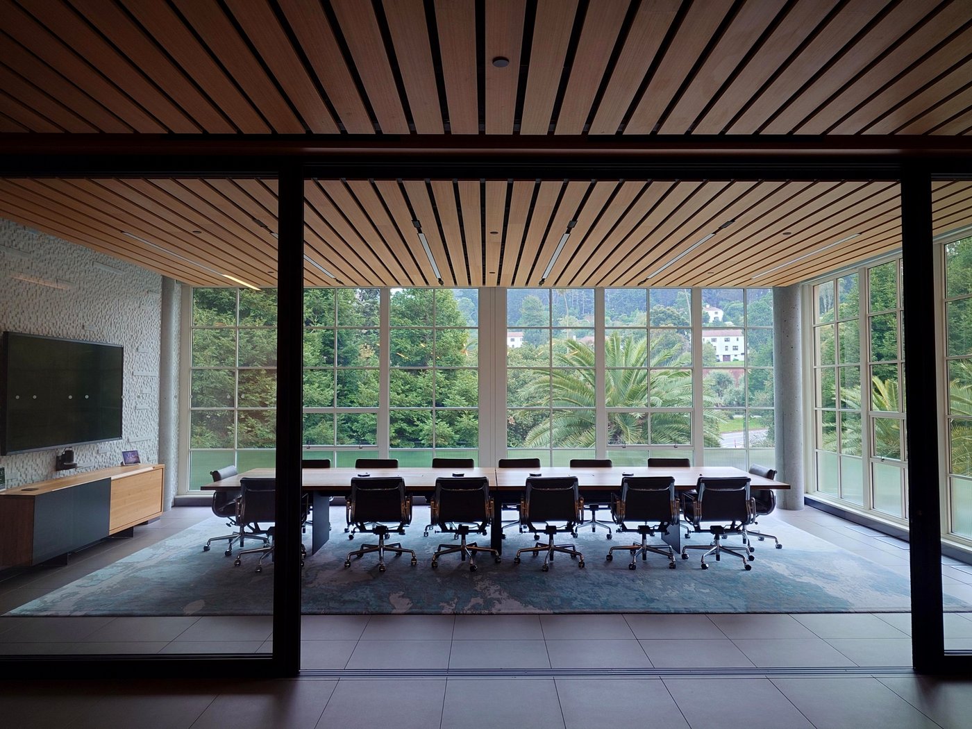 Boardroom at One Letterman, The Presidio - eight PHA-4 arrays hidden in the wood-slat ceiling