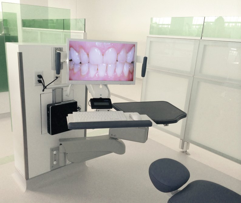 Live intraoral imaging at an operatory station